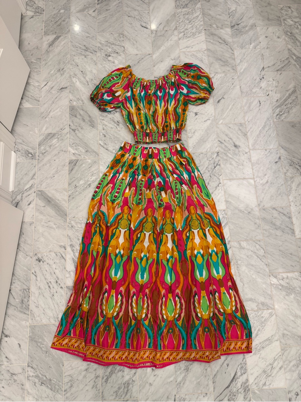 Vibrant Multicolor Puff-Sleeve Maxi Skirt Set